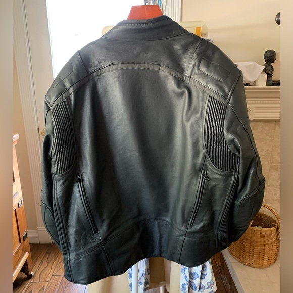 Motorcycle jacket - Picture 4 of 5